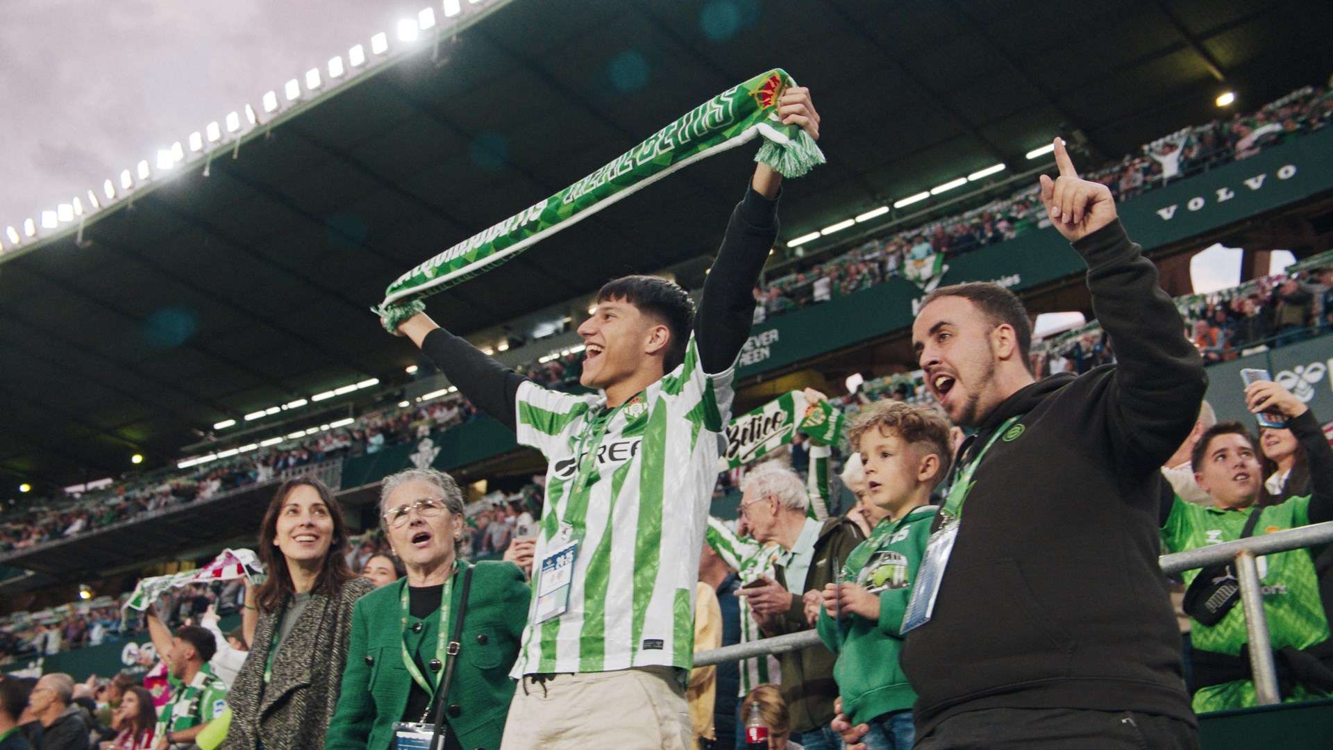 红军传奇：利物浦的英超荣耀之路